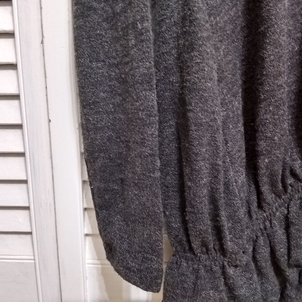 Heather Grey Ruffle Top - Picture 5 of 5
